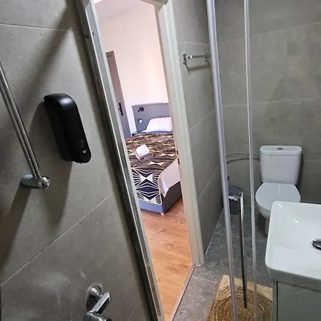 St Lazarus Πανσιόν